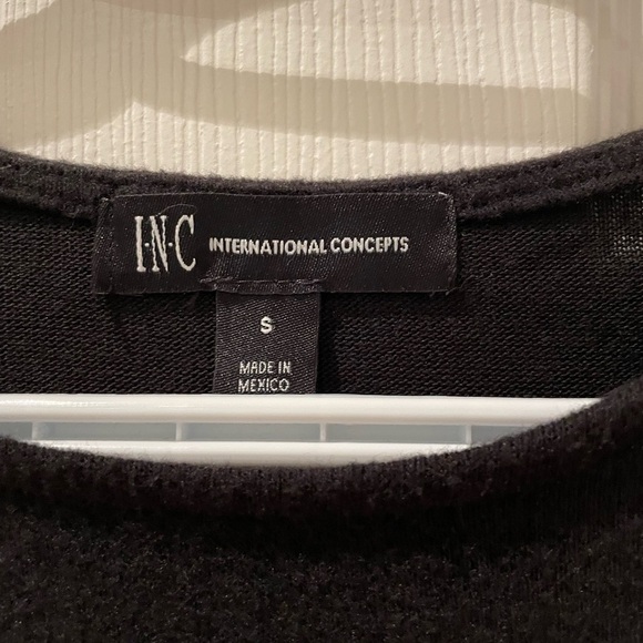 Woman’s long sleeve slouchy dress - Picture 3 of 3